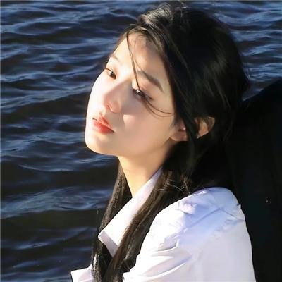 上帝是更大的猫王